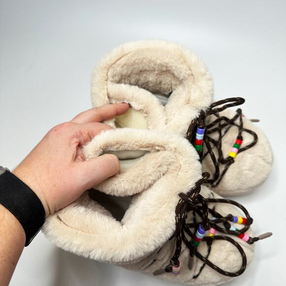 Moon Boot Resort Icon Low Cream Faux Fur Beaded Lace Up Snow Boots 5.5 - 7 - Picture 9 of 16